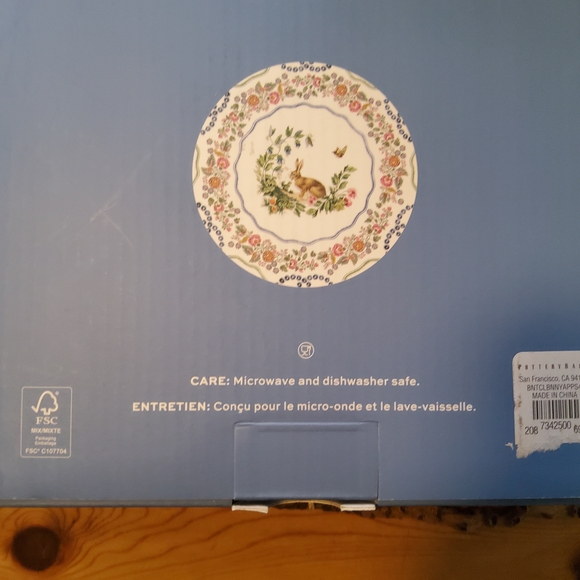 Pottery Barn Botanical Bunnty 12 Piece Set NWT - Picture 8 of 13